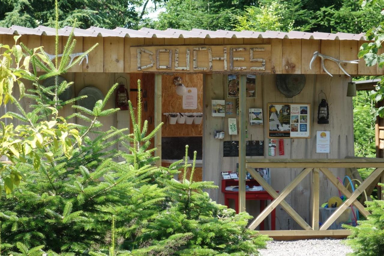 Levaltipis Hotell Saint-Gâtien-des-Bois Exteriör bild